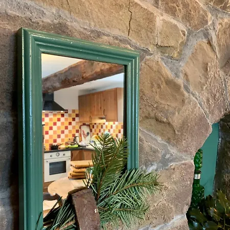 Дом отдыха Maison En Pierre A La Campagne Pres De Champrepus